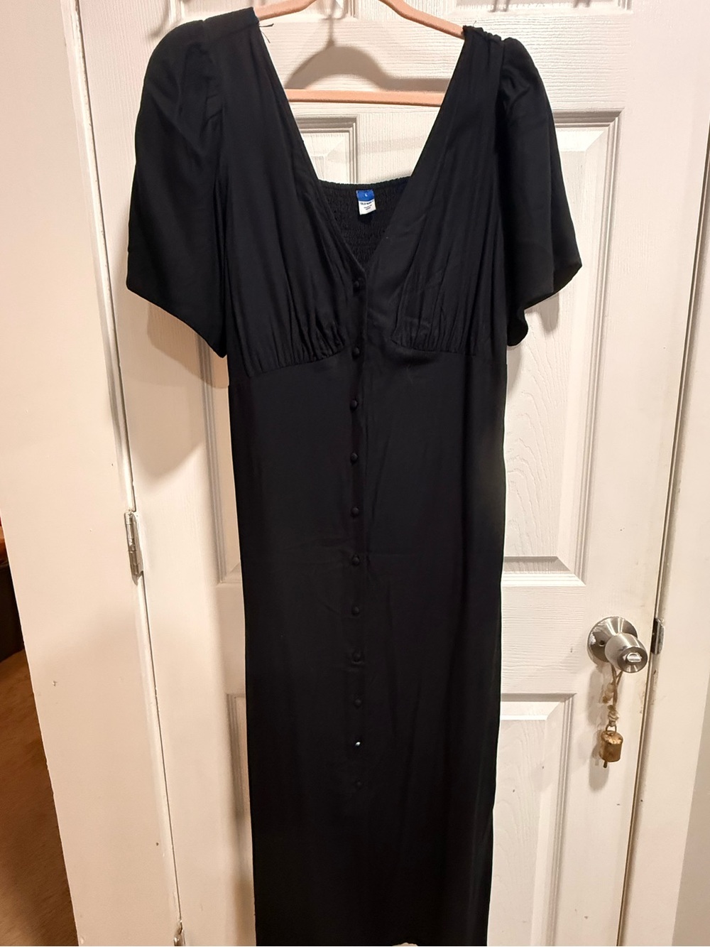 NWOT- Button Down Crepe Midi Dress - Picture 4 of 12